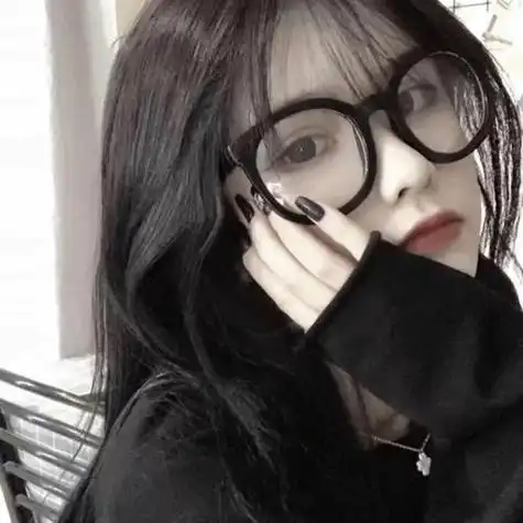 头像女伤感真人孤独