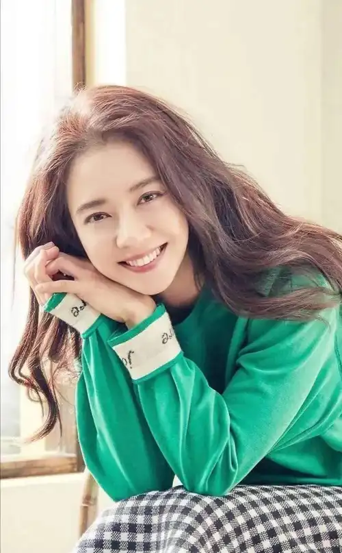 情别宋智孝,情散徐孝琳,与宋慧乔离婚,宋仲基的情史别具一格_青春