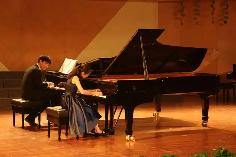 音乐系举办吴晗,程世景钢琴音乐会-《浙江艺术职业学院报》