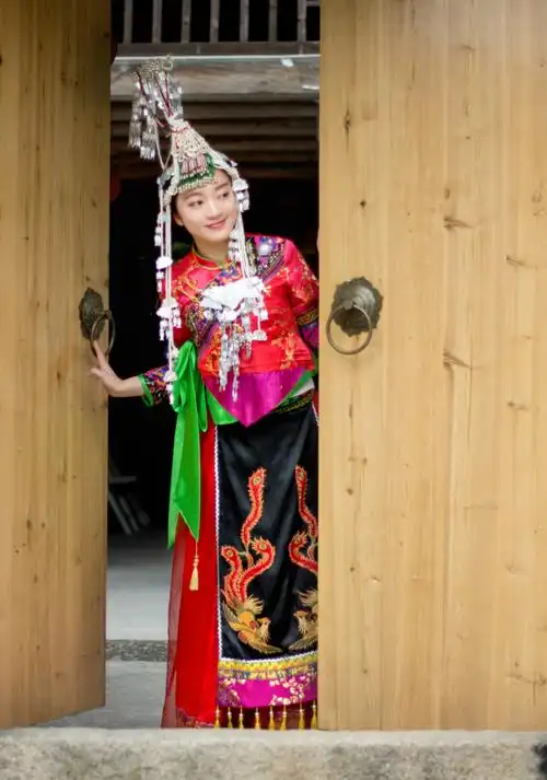 畲族姑娘 - 人物类-摄影大赛2016 - 国家地理中文网