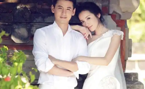 吕一胡歌带她入行因贺秀莲一角成功出圈今被丈夫宠成小公主