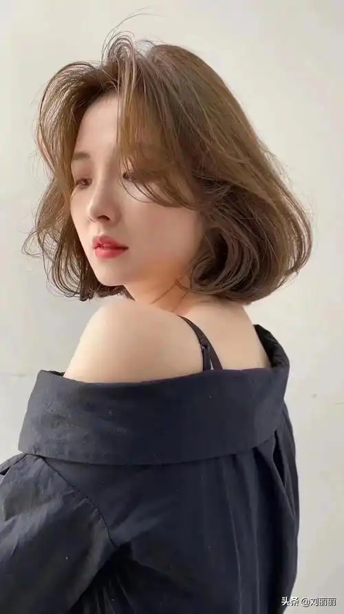 女短发发型图片大全2021减龄(剪短发真时尚,100多款任你挑选) | 文案