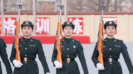 这就是中国排面首批仪仗女兵是怎么炼成的