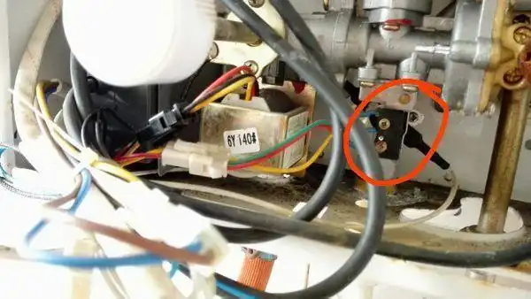 强排式燃气热水器打不着火 打开电源 煤气 水 一点反应都没 调节过水