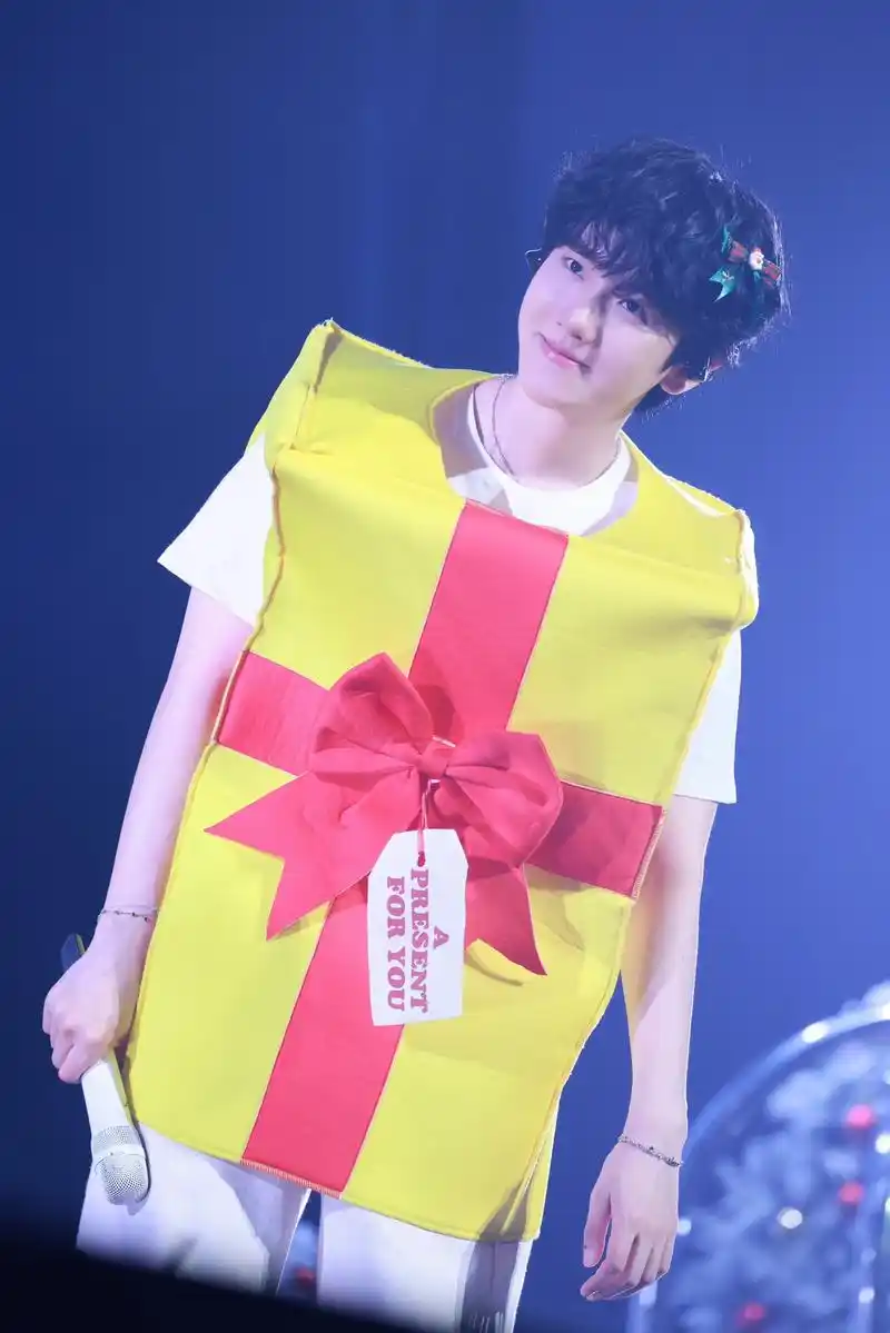 老师,我家孩子可以做童星嘛😊.#边伯贤 #baekhyun