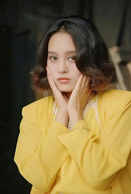 宁静:和姜文传绯闻,25岁嫁给美国前夫,50岁依旧我行我素