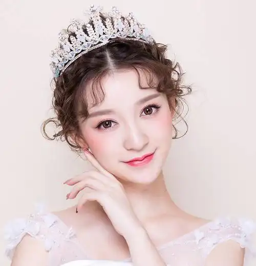 精美绝伦的皇冠新娘造型都在这里了!