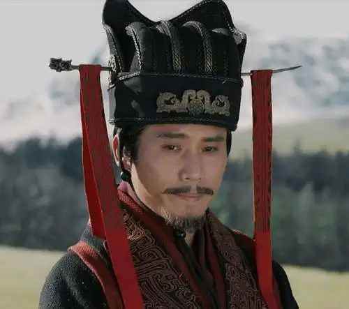 头条问答 - 《大秦赋》李斯为何派樊於期陪成蛟出征,吕不韦杀成蛟的