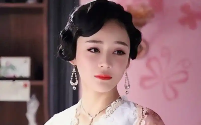 袁姗姗21岁到33岁的变化从容大气优雅淡定被誉为古装小花旦