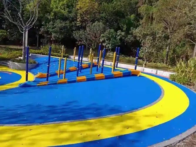 塑胶跑道epdm橡胶颗粒硅pu篮球操场学校透气型新国标运动地面材料