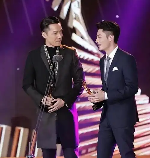 长得英俊帅气,却输在"个子矮"上,这8位男星的身高太不懂事了