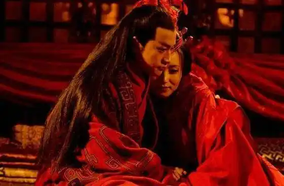 于吕布_刘备_美女