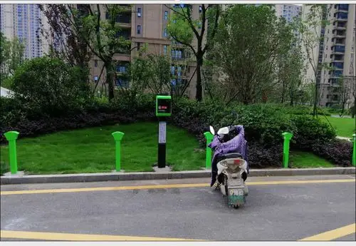 小区户外防雨景观电动车充电桩立柱10路室外智能电瓶车充电站配件