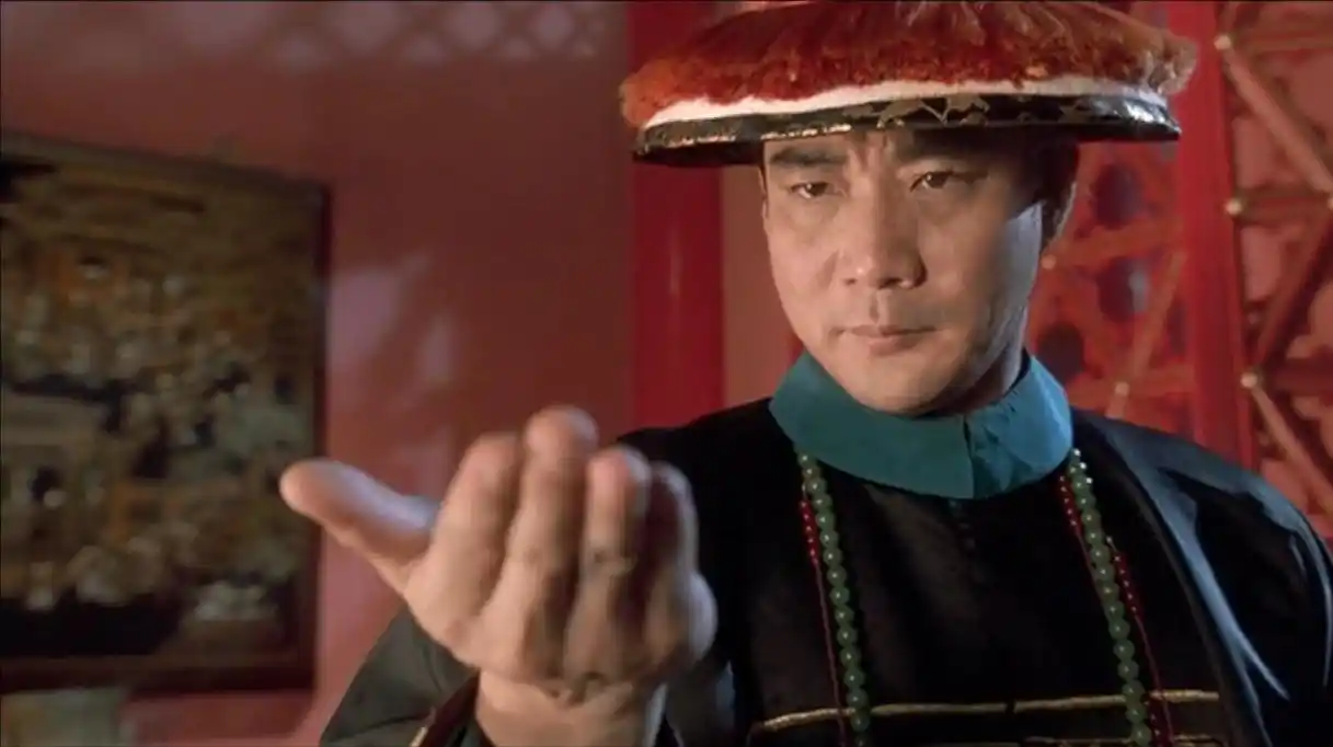 武状元苏乞儿:徐少强饰演的赵无极,看着就很霸气,不信你看!