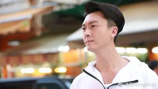 《解决师》由王浩信,唐诗咏,陈敏之,唐文龙及张颕康领衔主演