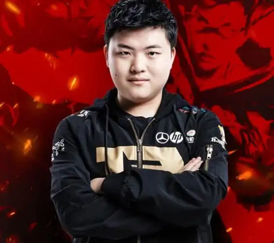 lpl转会期调查,uzi,厂长退役还看比赛?投票结果很合理