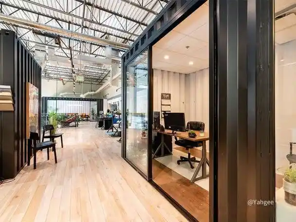 创意空间|用集装箱建造的2层办公室