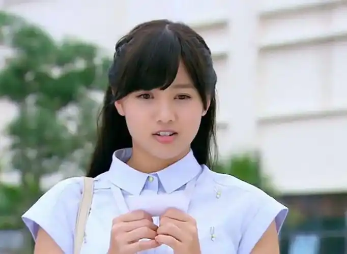 鬼鬼吴映洁精选横版生活照16张