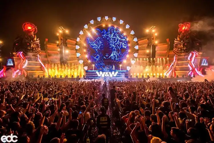 2018年4月29-30日,全球最受欢迎的音乐节之一edc china雏菊电音嘉年华
