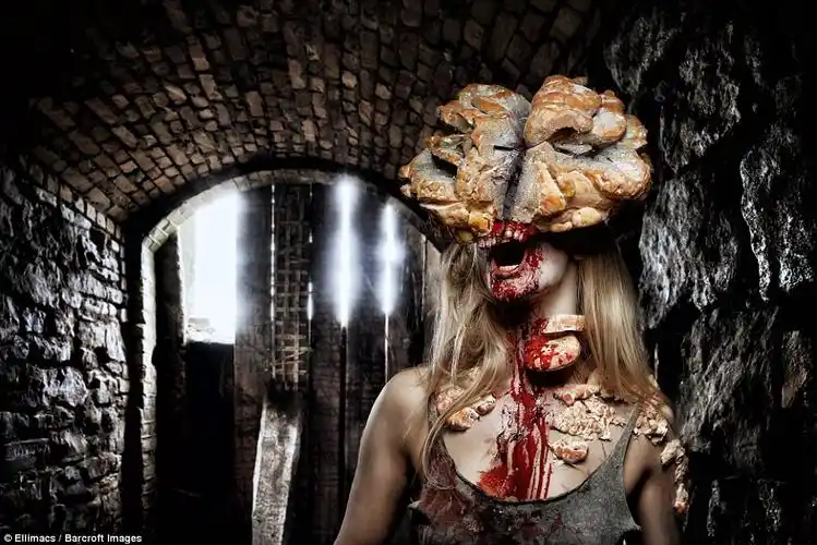 这丫头颜值身材惊人,却总干吓人的事儿