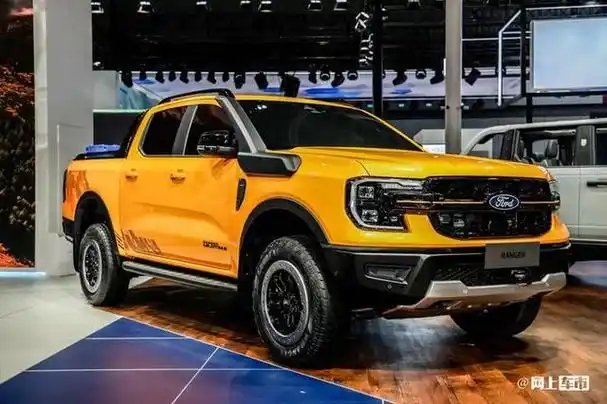 由江铃福特负责本地化生产,素有"小猛禽"之称的第五代福特ranger将于