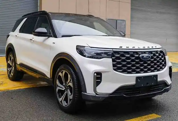 提供两种外观新款福特探险者申报图曝光