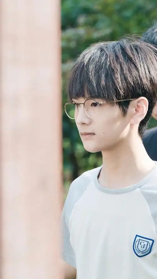 我们的少年时代 刘俊昊