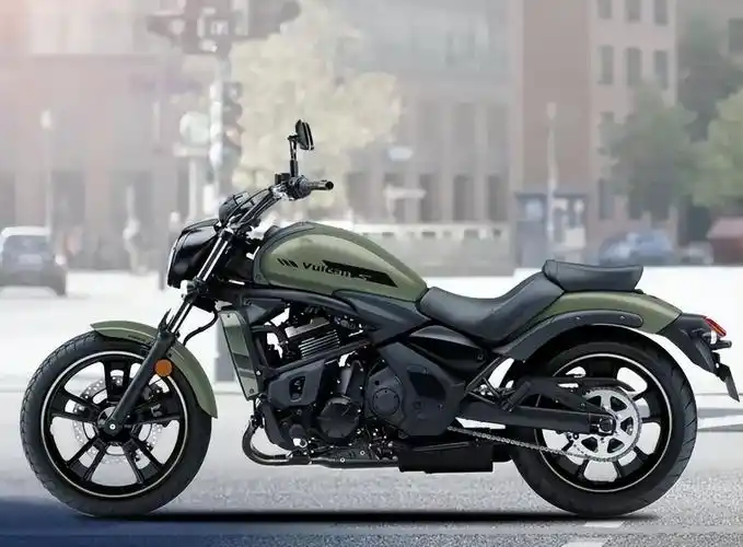 不久前,川崎上市了全新的2023款vulcan s 650,更换了全新的配色,分为