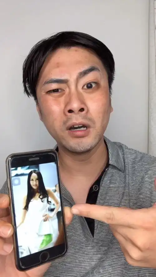 网恋三个月的车模女友要奔现 看40岁丑大叔如何震惊全场