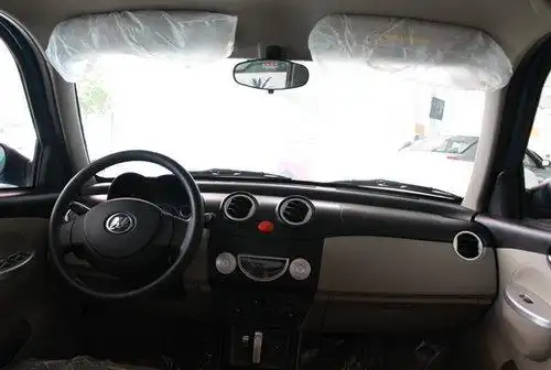 力帆320cvt自动挡南京上市实拍