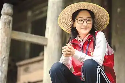 《大山的女儿》 荧屏再现"时代楷模"_黄文秀_观众_杨蓉