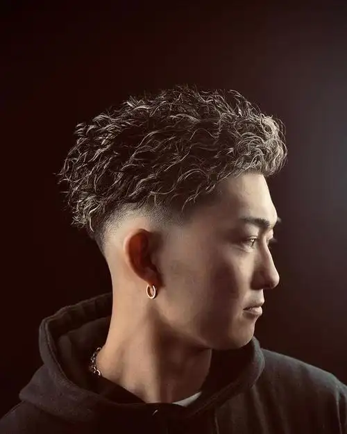 新时尚发型来了,帅气还有型,一共10多款任你挑选