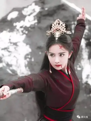 杨幂演技炸裂扶摇黑化无极被刺3剑阮经天拍这段戏晕倒4次