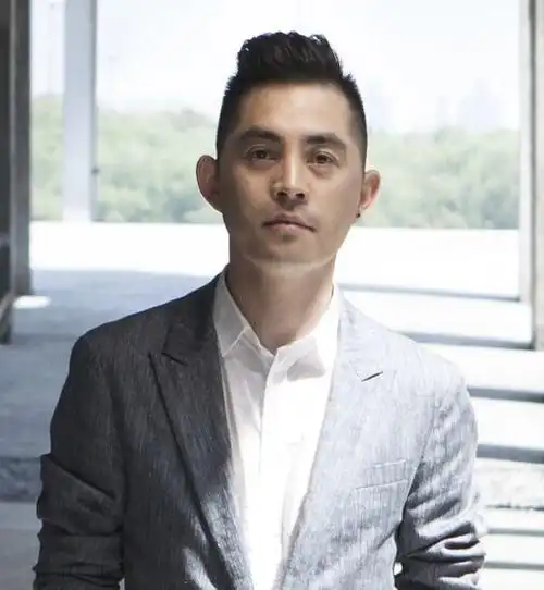 1084360 姓名:方磊   [上海] 设计师类型:室内设计师 查看详细资料