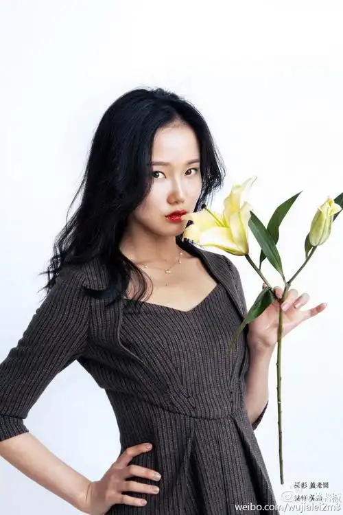 黄龄考古贴长发图短发图各种美颜暴击请进来看美女