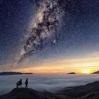 梦幻星空的微信头像点击鼠标右键下载