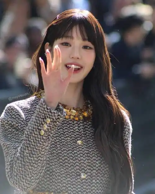 张元英miumiu品牌大使##张元英巴黎时装周