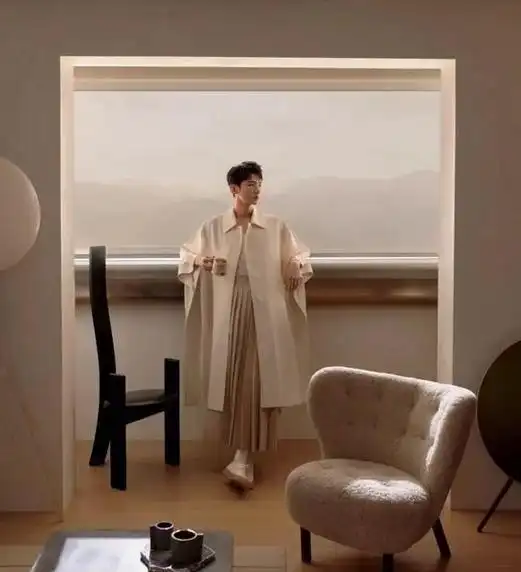 白敬亭的豪宅受捧:全屋摆设极简又高级,网友:我羡慕的家居生活