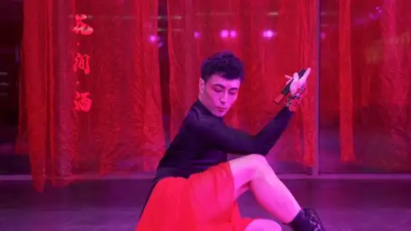 《花间酒》白小白编舞-舞蹈视频-搜狐视频