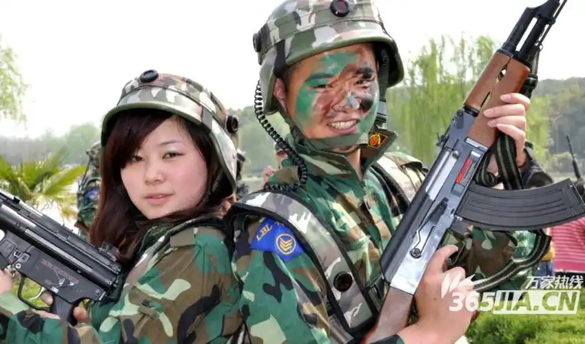 合肥真人cs野战受宠 大杨镇建最大户外野战基地 (26/32)