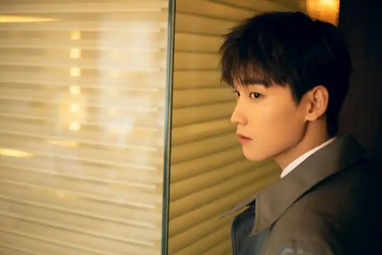 分享一组邢昭林图片给大家,图中的明星图片壁纸会点缀你的电脑桌面