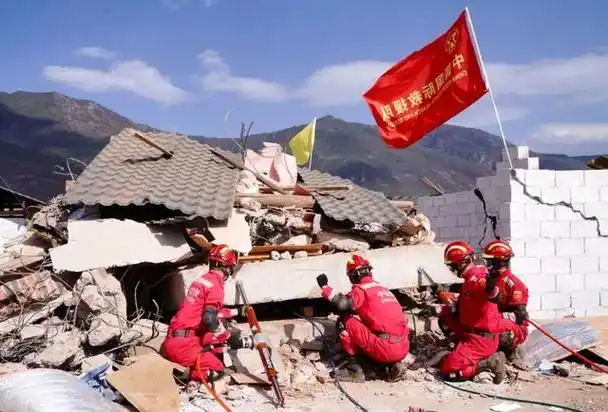 丽江等地联合举行"应急使命·2023"高山峡谷地区地震灾害空地一体化