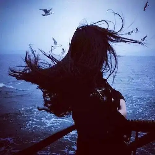 唯美伤感女生背影