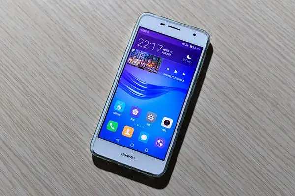 0支持volte和cat 6哦,信号一直是华为的强项这款屏幕色彩饱和度更高