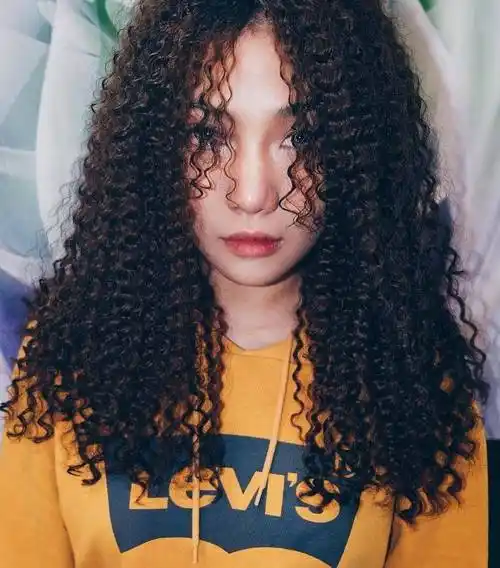 港风"冬全头烫"._中国_发型_形象