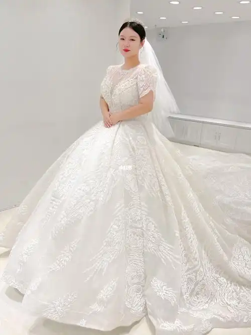 白色主纱/哈尔滨大码婚纱店