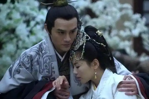 徐锦江的胶带,刘德华的绅士手,这6位的边界感,让多少男星脸红