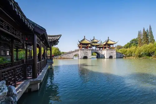 莲花桥古代桥梁之作,"有最美的桥"之称.