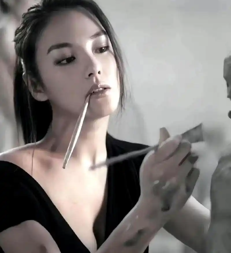 张雨绮年轻时真美.