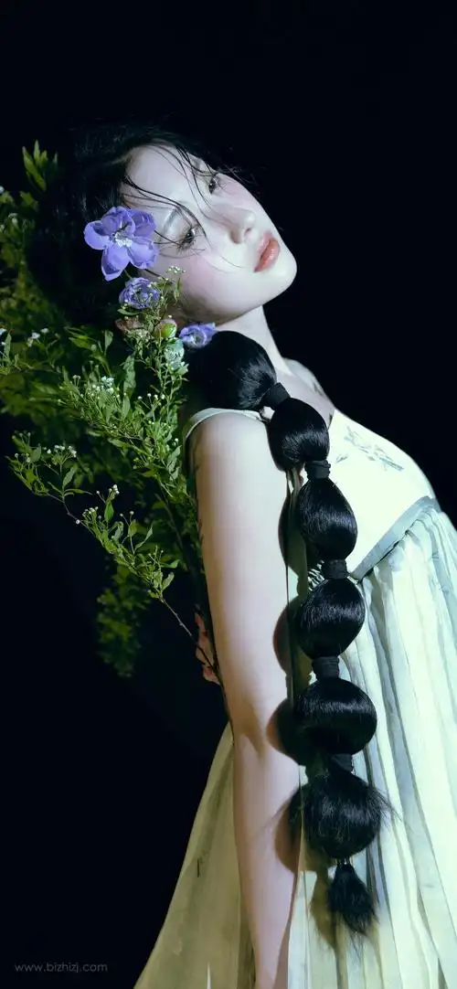 清纯美女流行的小仙女的壁纸